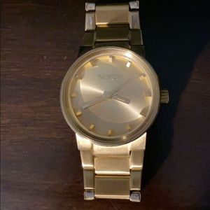 Nixon canyon watch
